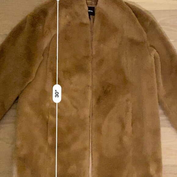 Express Light Brown Faux Fur Coat Size Medium NWT - Picture 12 of 14